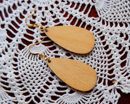 Hand-Painted Earrings - Daisies