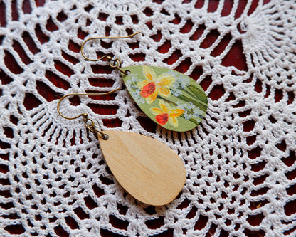 Hand-Painted Earrings - Daffodils