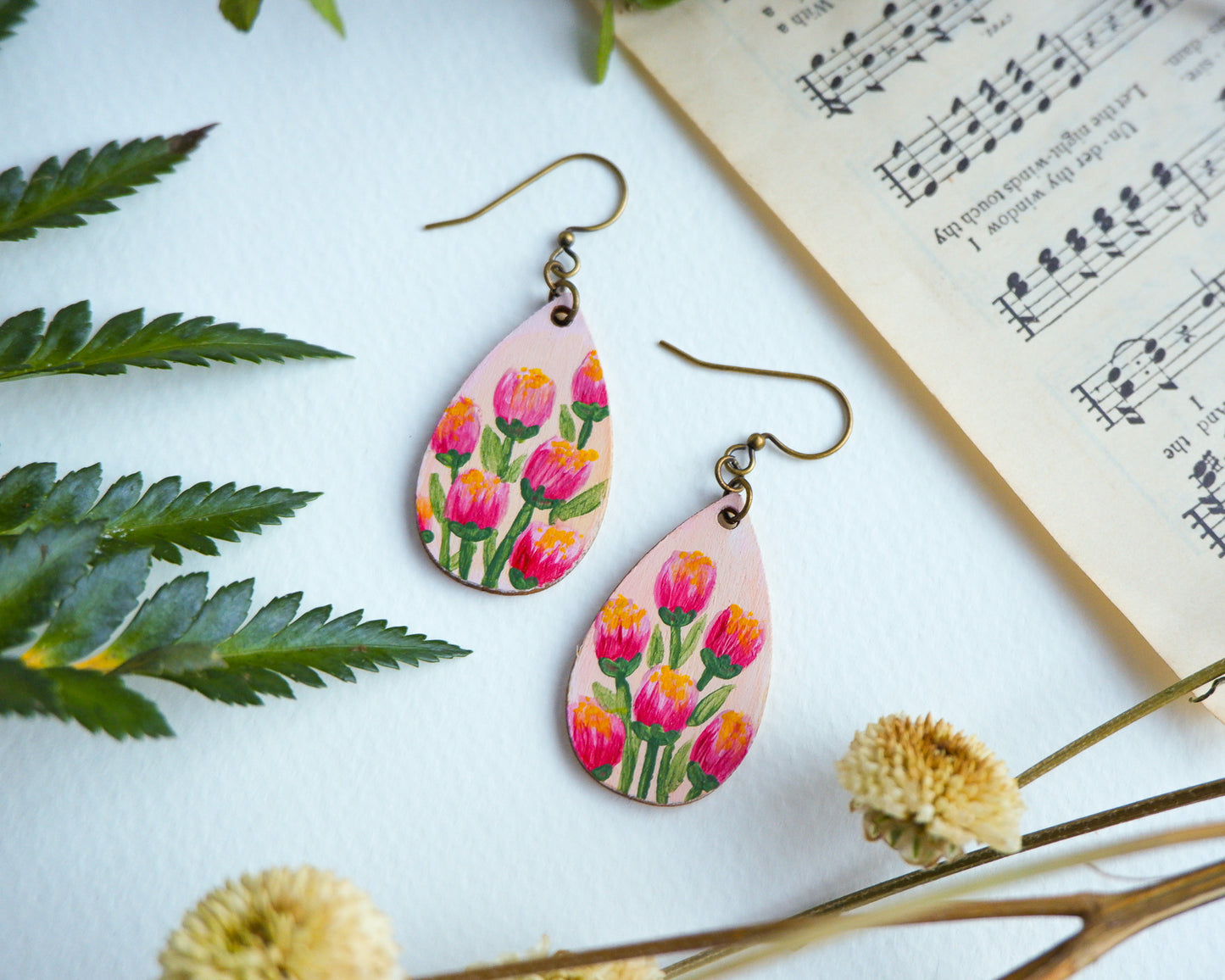 Hand-Painted Earrings - Tulips (Pink)